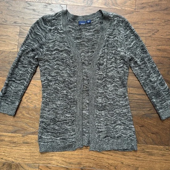 Grey Cardigan sweater size small - Picture 7 of 10